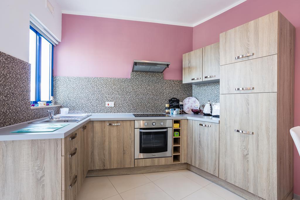 Seaview Luxury Penthouse With Shared Swimming Pool Apartment Għajnsielem Екстериор снимка